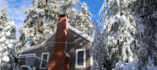 Historic Hershey Cabin, Most 5 Star Reviews, Romantic, Just for 2, Immaculate in Lake Arrowhead