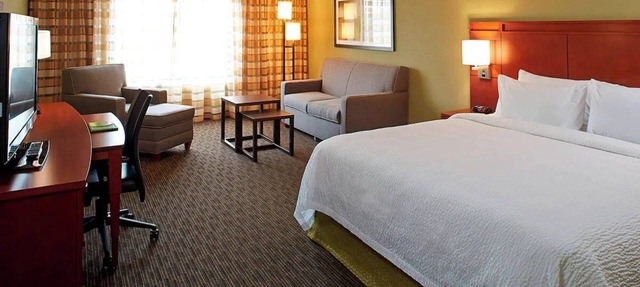 King | Marriott Ithaca | Free Airport Shuttle, Cornell Minutes, Indoor Pool in Ithaca