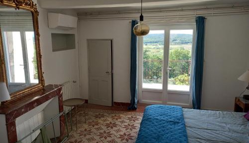 La maison in Cruviers-Lascours