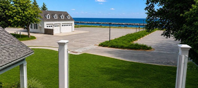 Lake Michigan Waterview Family Retreat - Steps to Beach & Downtown Charlevoix in Charlevoix
