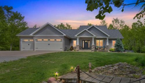 Lakeside Retreat with Hot Tub & Game Room home in Elkhart