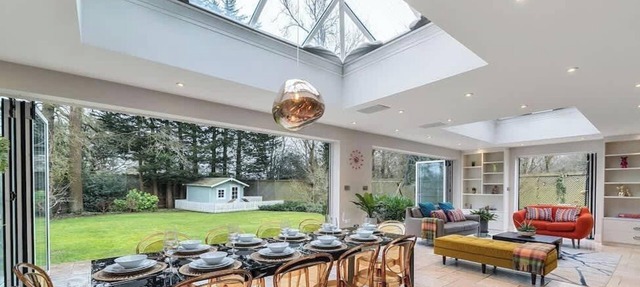 Legoland Basecamp | Perfect for Families | Sleeps 15 in Windsor