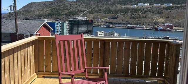 Lofty Haven - High/Harbour Views of Narrows & Signal Hill/Steps to Downtown in St. John's