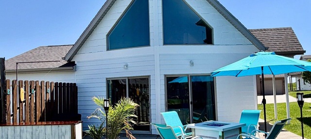 Lounge at the Lake with 6 waterpark passes! 50% off rate for 28 day min. stay. in Arnolds Park