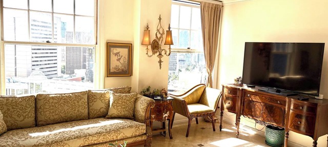 Luxury 2BR/2BA Historic Hilltop San Diego Condo with Breathtaking Views in San Diego