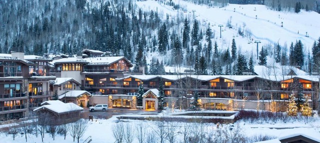 Manor Vail Lodge in Vail