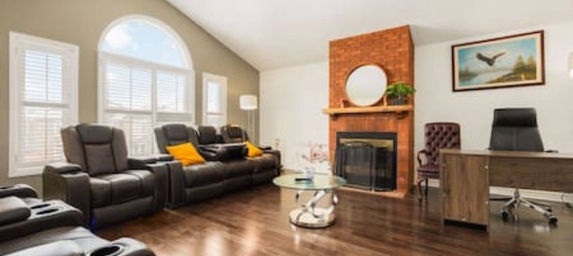 Maple Nest Pickering for your stay in Pickering