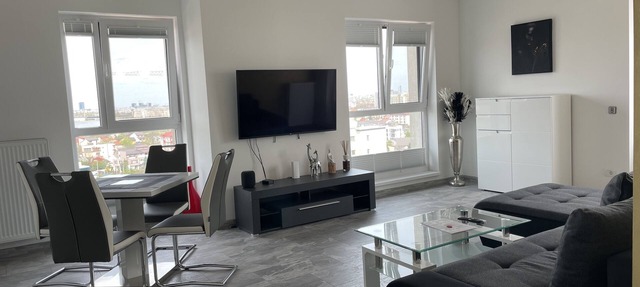 Marvelous 4 Room Penthouse Rooftop Terrace W14+W15 in București
