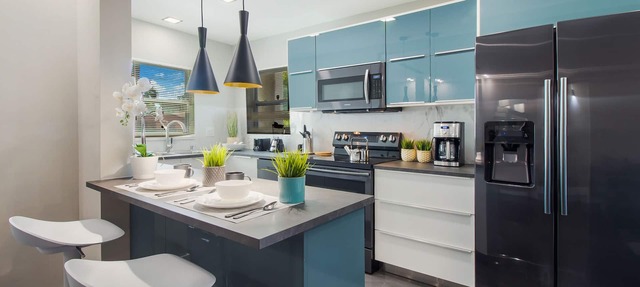 Miami Luxe Pro⭐️ near Beach/Airport/Wynwood/Design District/free gated parking. in Miami
