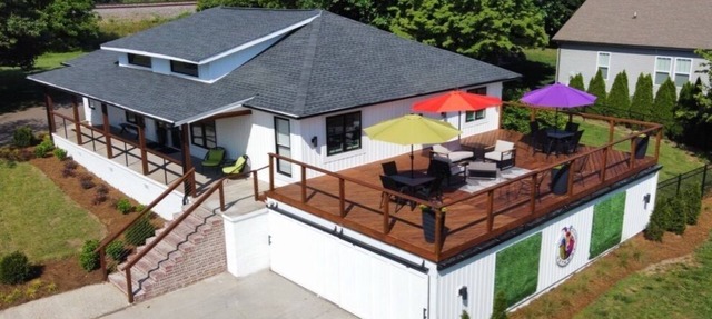 Mod chic 2BR Fire Pit, Corn Hole Court, Pets welcome, close to CLT attractions in Cramerton