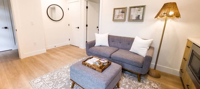 Modern 3-bedroom Capitol Hill Home with Full Kitchen in Seattle