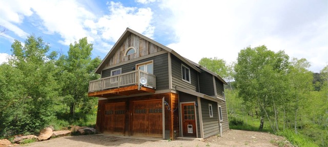 Modern Mountain Lookout in Crested Butte