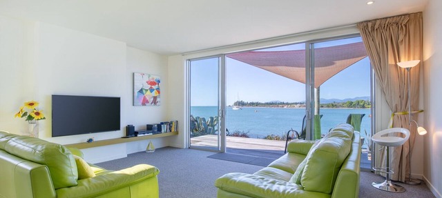 No1, Water front relaxation in Mapua (Ruby Bay)