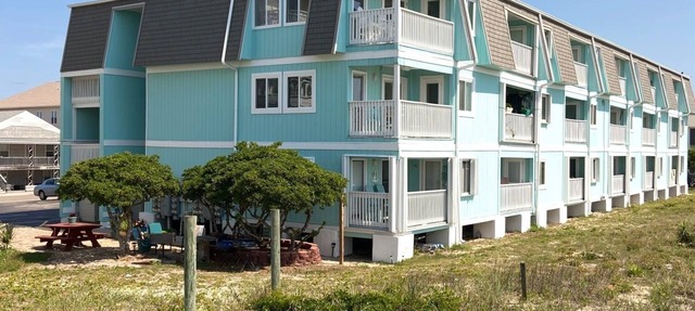 Oceanfront 2BR/2Bath Condo in Carolina Beach NC in Carolina Beach
