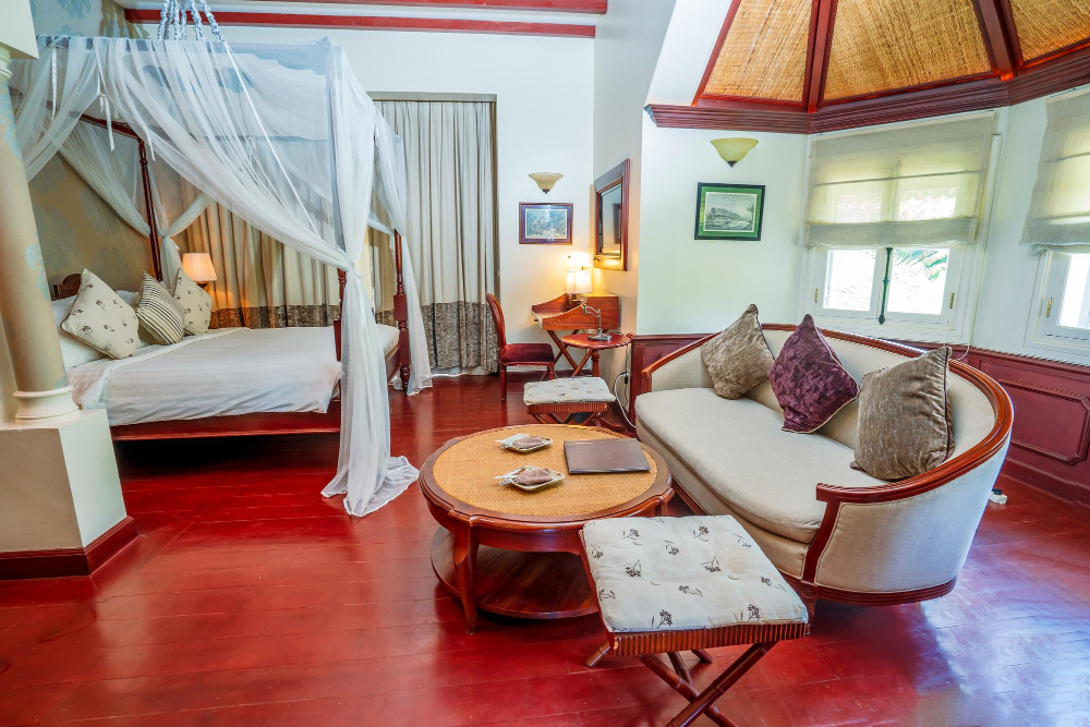 Oceanfront property with private beach. Private & serene. in Doctors Brook
