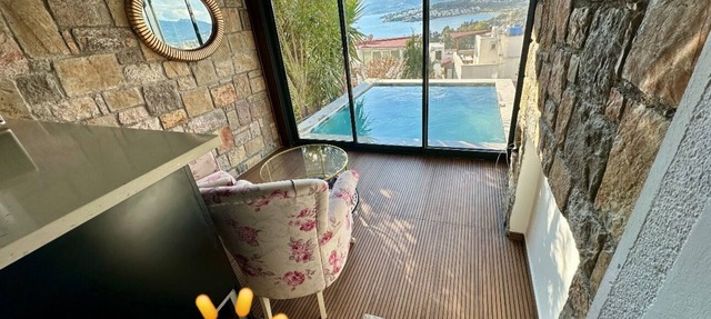 Panoramic Triplex with Jacuzzi in bitez