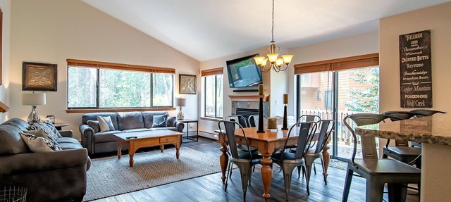 Park Forest Moose Pad Townhome: Hot Tub, On Shuttle Route in Breckenridge