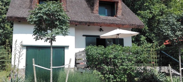 Peace and beach - cottage in the nature with spectacular view, unique sunset in Tihany