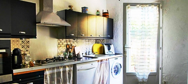 Pretty little house, close to all amenities in Ajaccio