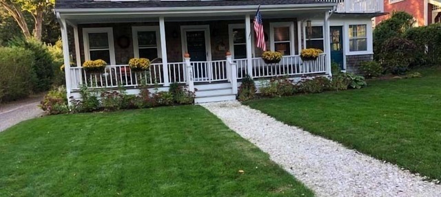 Prime Centerville Location. One mile to Craigville beach RPMS044 in Centerville