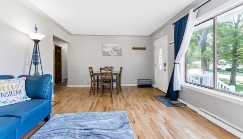 Private pool, close to Lake Michigan Beaches in Muskegon