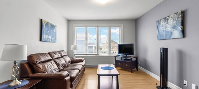 Relaxing 2BR Parking Self Check-In in St. John's