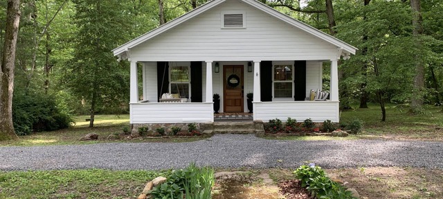 Renovated Cottage - Walk to Downtown Mentone in Mentone