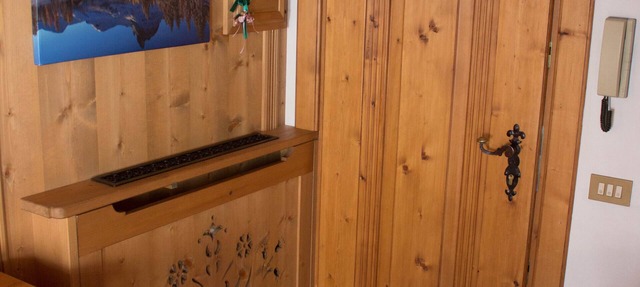 Romantic Suite Cristallo - sunny, Wi-Fi, balcony, parking space, bus 130mt away in Cortina d'Ampezzo