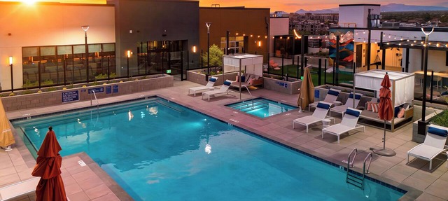 Rooftop Pool + Sauna & Spa | Mins to Desert Ridge + TPC Golf | Azur in Phoenix