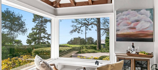 Sea Struck: Stunning Ocean Views Close to Golf Wine Tasting Shops Beach in Carmel