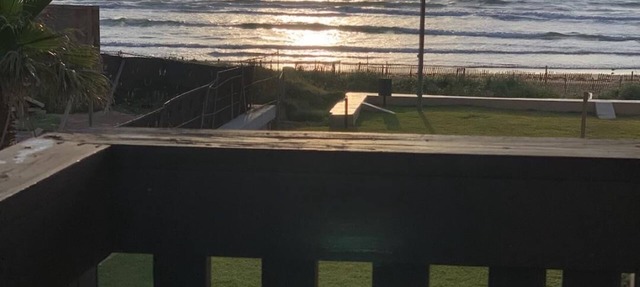 “Sept. Special"Amazing Beach Views with Fireworks on weekends!Close to hotspots in South Padre Island