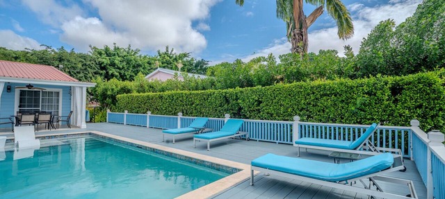Serene Poolside Sanctuary in Jolly Harbour