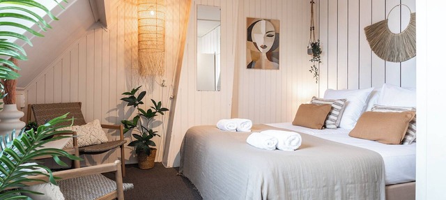 Small but functional room in central Zoutelande, just steps from the beach. Ideal for budget travelers and short stays who want to spend most of their time outdoors. in Zoutelande