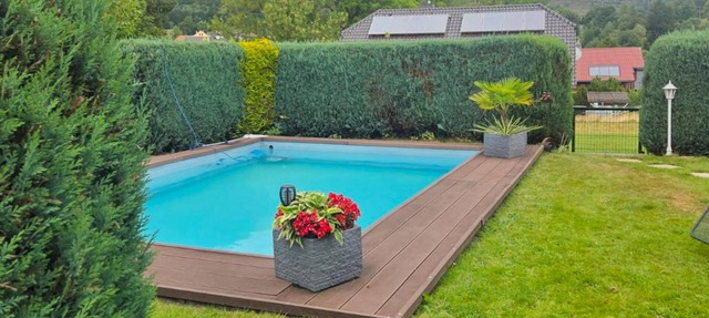 Small house in the Thuringian Forest with pool in Großbreitenbach