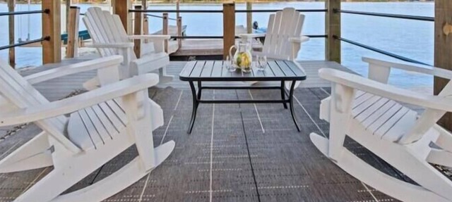 Southern Sunrise- Covered Dock & Optional Boat Rerntal in Mooresville