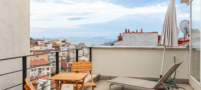 Spacious Duplex Haven | Bosphorus View & Elevator in Istanbul