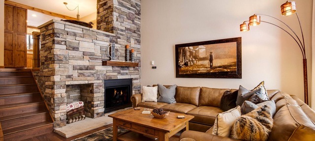 Spacious Mountain Townhouse. Great Location! in Breckenridge
