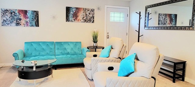 Spacious newly remodeled 3br 2ba in heart of the Seattle in Seattle