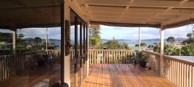 Teaghlach: Tapeka/Russell Holiday Home in Tapeka Point (Russell)