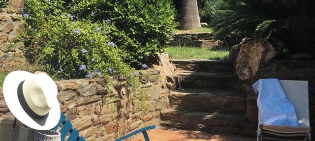 Villa in a Mediterranean garden, 300 m from the beach and stores in Collioure