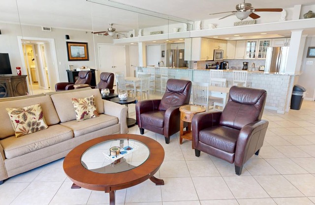 98 m² Condo ∙ 2 bedrooms ∙ 6 guests in Destin