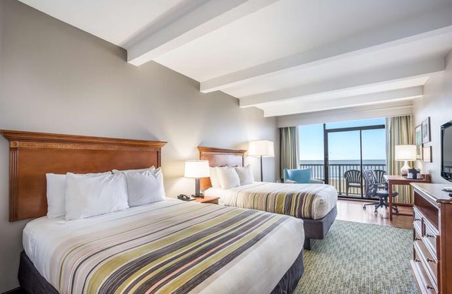 Country Inn & Suites by Radisson Virginia Beach Oceanfront VA in Virginia Beach