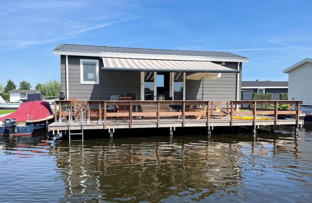 Gorgeous home in Breukelen with WiFi in Breukelen