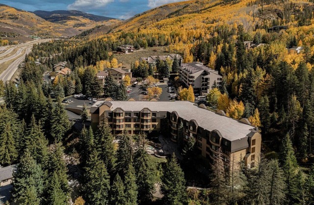 Lion Square Lodge South Vail 