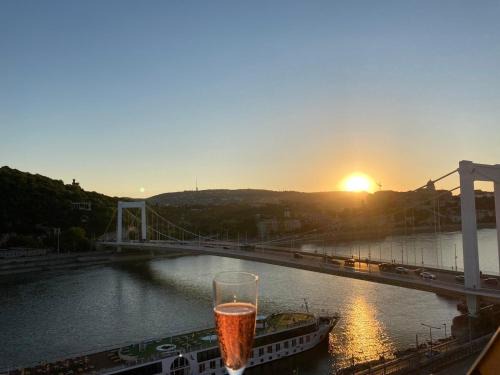 Riverside 