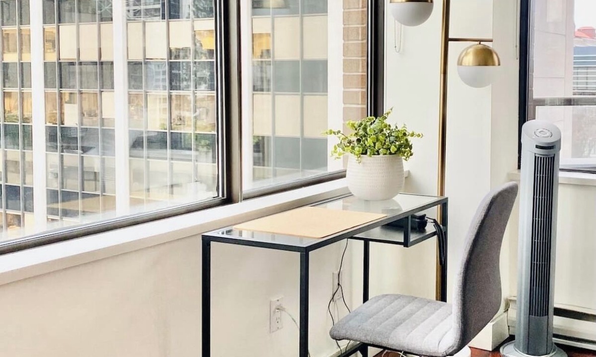 Downtown Vancouver Condo | The Howe Suite by COMFYSUITES