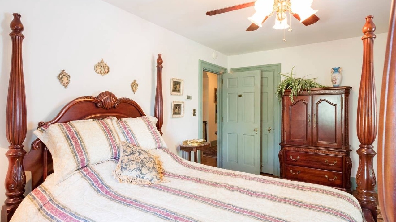 Photo of Bedroom in Milford