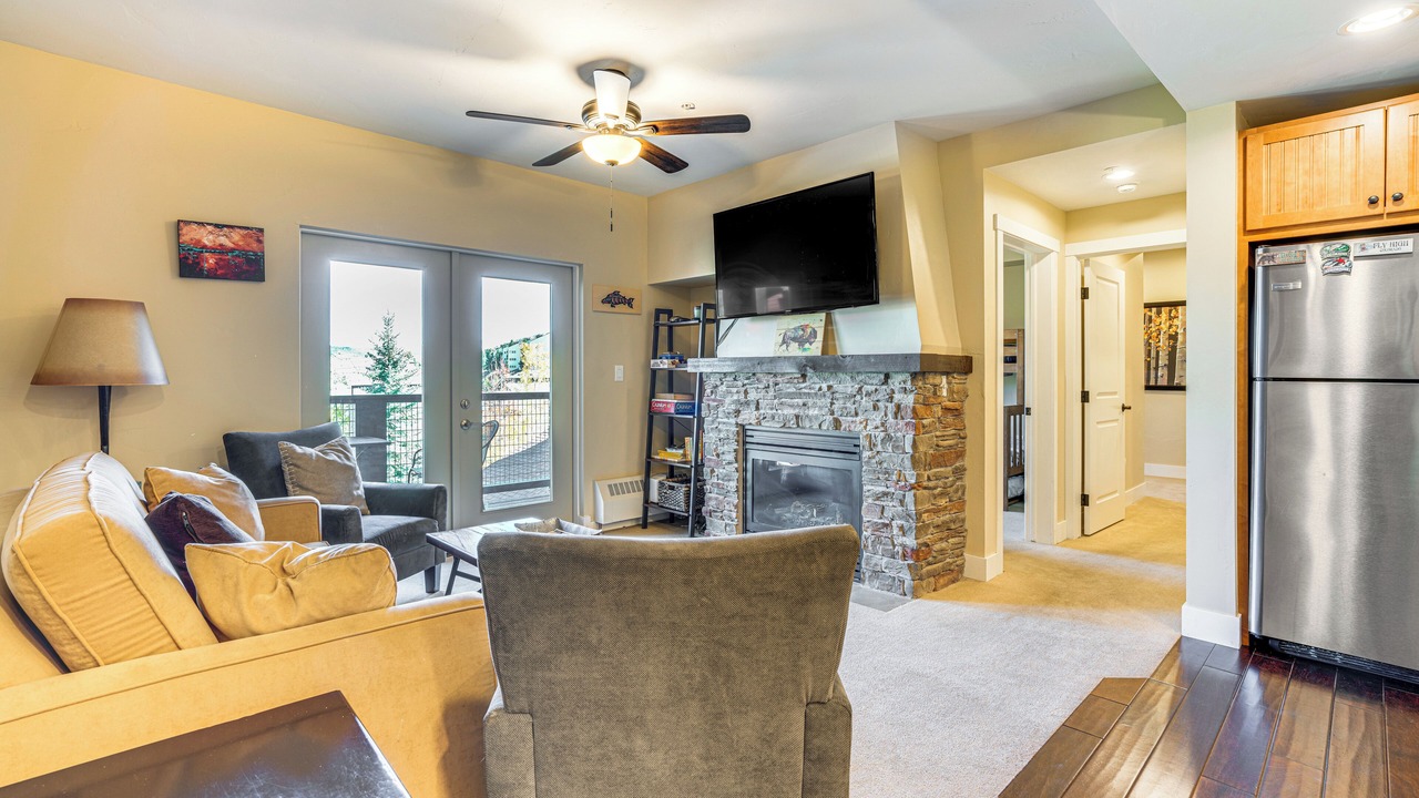 Photo of Livingroom in Silvercreek