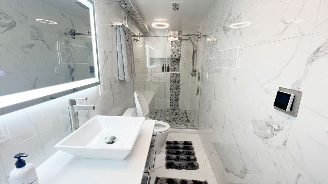 Photo of Bathroom in Aurora