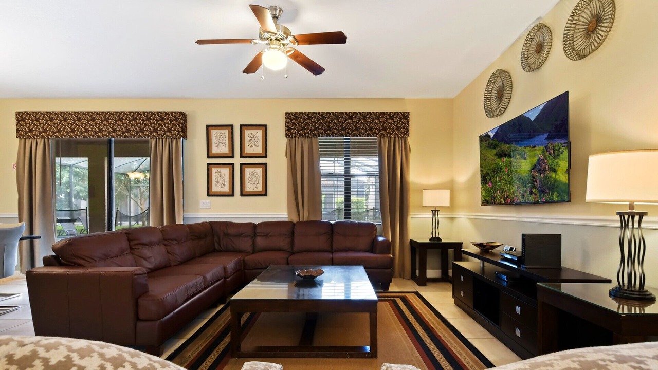 Photo of Livingroom in Davenport